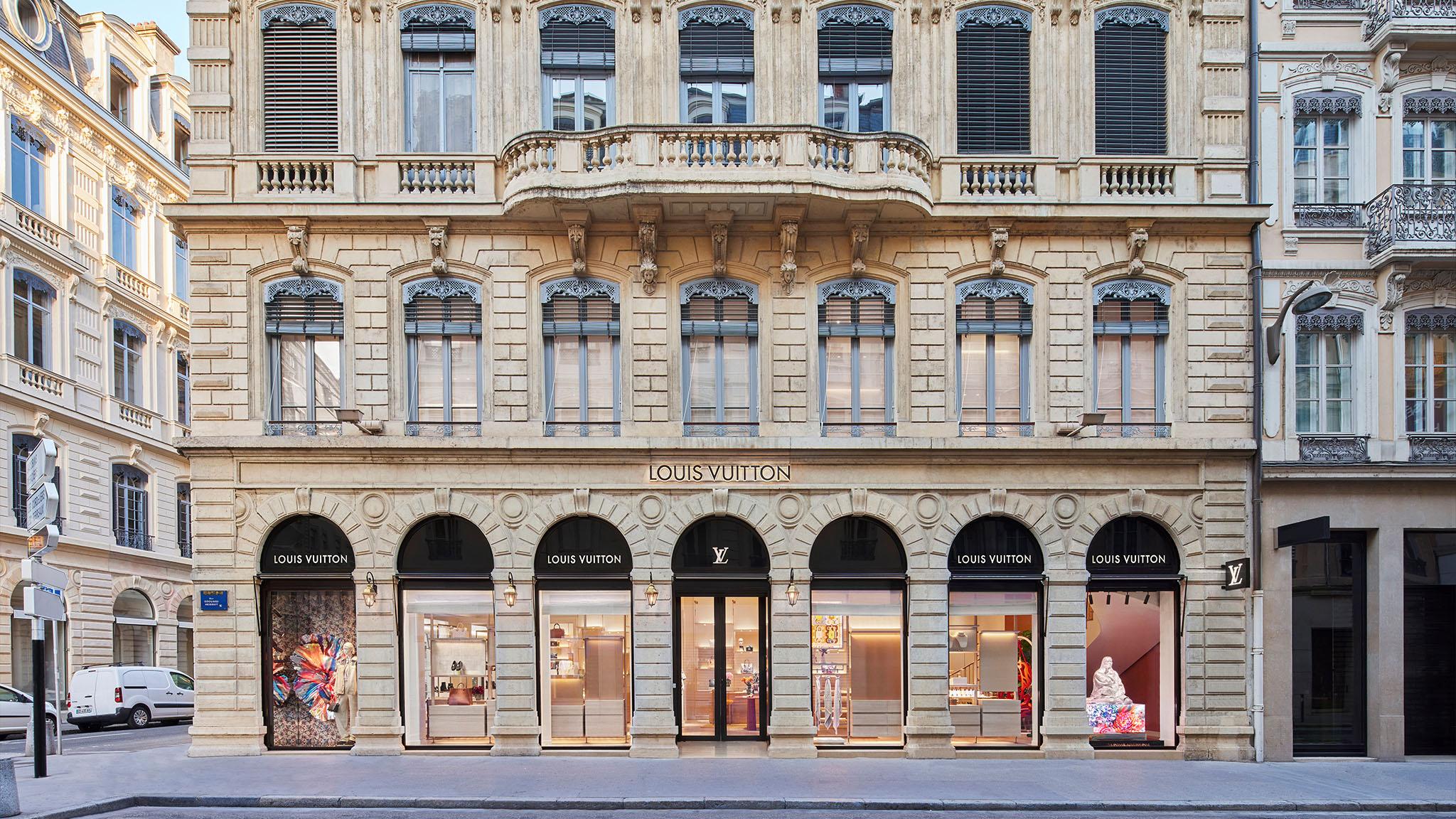 Louis Vuitton Lyon Store in Lyon, FRANCE | LOUIS VUITTON