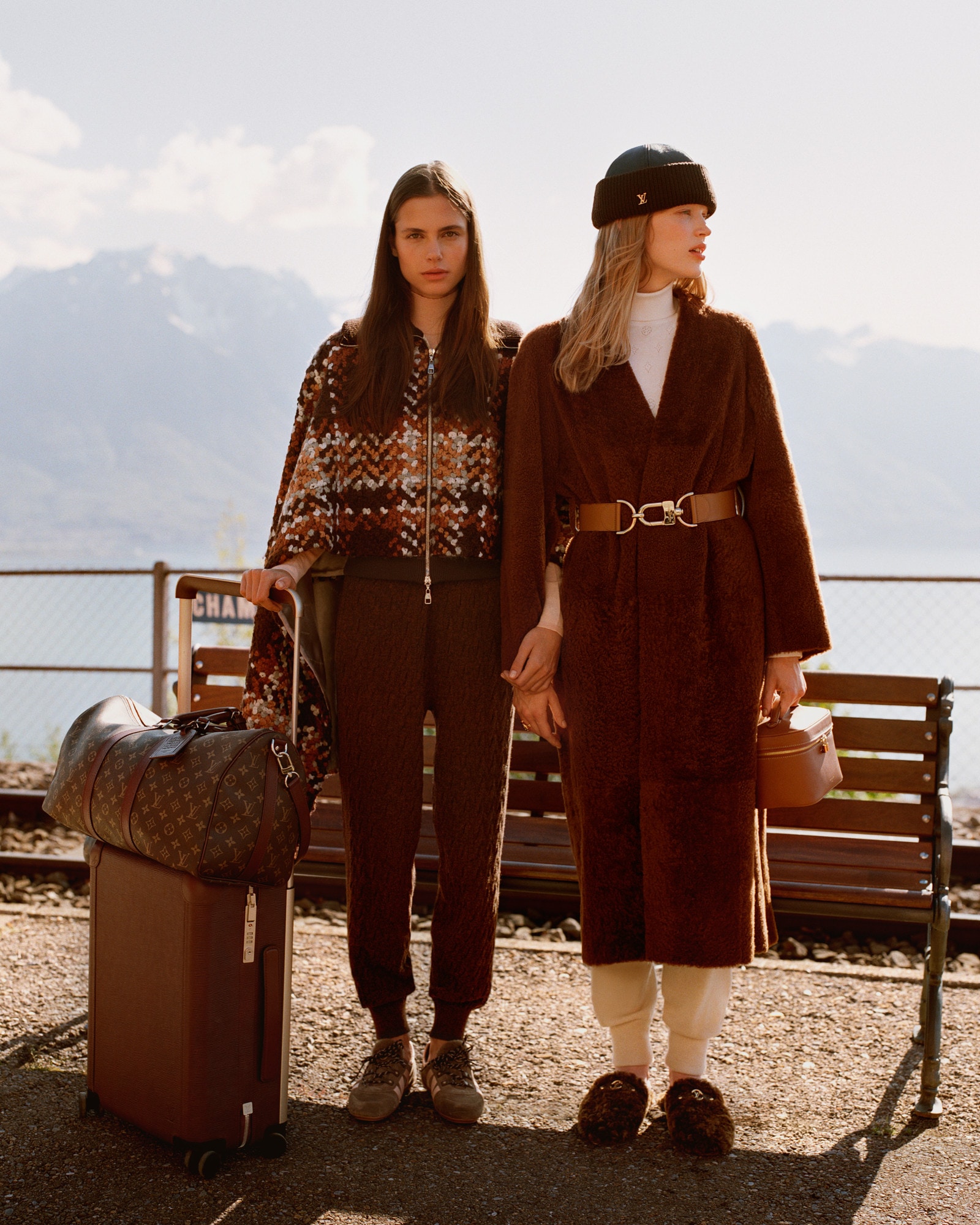 Luxury Caps For Women | Louis Vuitton India