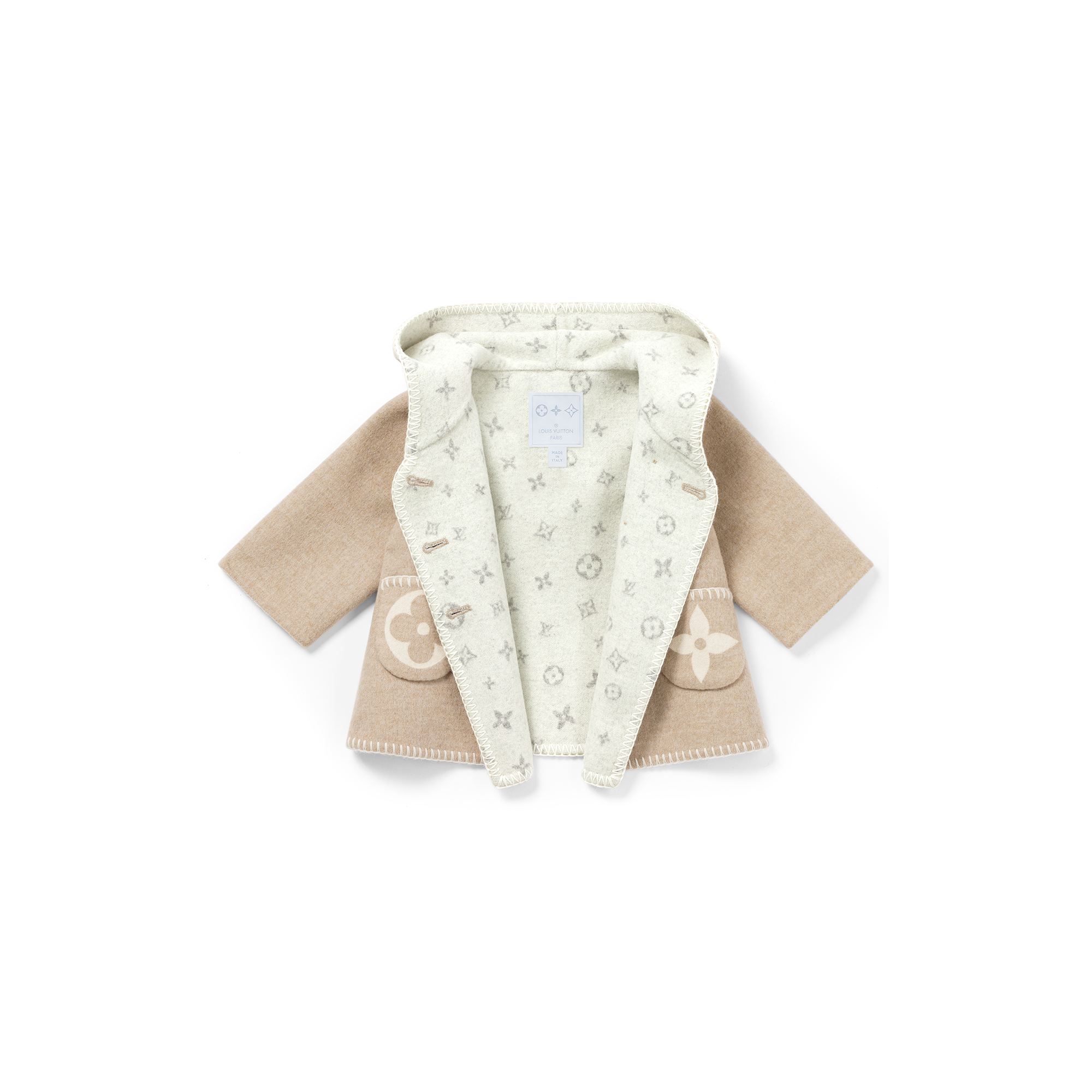 2 Pockets Coat . in Gifts