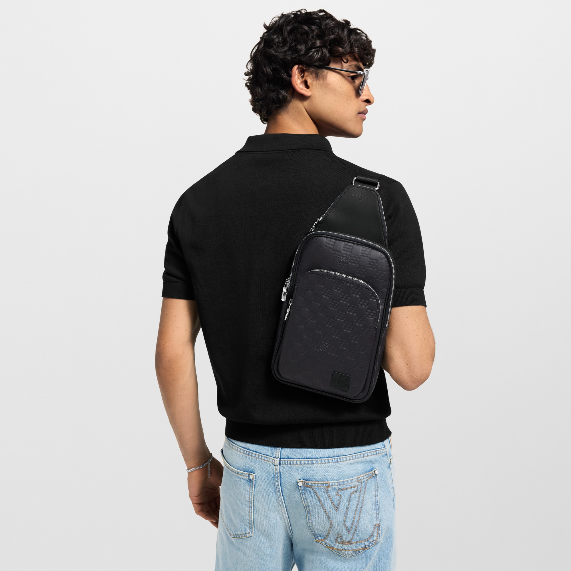 Avenue Slingbag Damier Infini Leather in Men