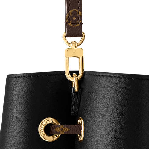 Bloom PM in Women's Handbags All Handbags collections by Louis Vuitton (Product zoom)