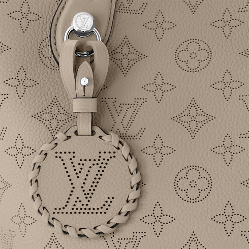 Blossom PM Mahina in Bags and Small Leather Goods's Women Bags New In collections by Louis Vuitton (Product zoom)