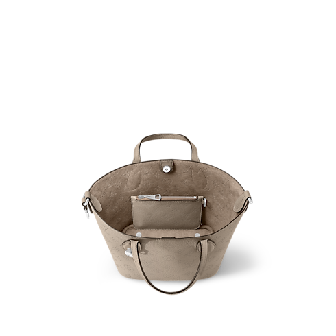 Blossom PM Mahina in Bags and Small Leather Goods's Women Bags New In collections by Louis Vuitton (Product zoom)