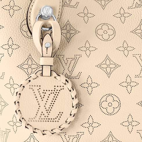 Blossom PM Mahina in Bags and Small Leather Goods's Women Bags New In collections by Louis Vuitton (Product zoom)