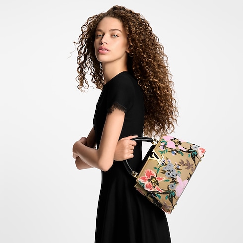 Capucines BB Capucines in Women's Handbags Capucines collections by Louis Vuitton (Product zoom)