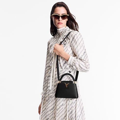 Capucines Mini Capucines in Women's Handbags Capucines collections by Louis Vuitton (Product zoom)