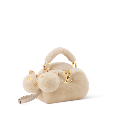 Capusnow Capucines in Women's Handbags Capucines collections by Louis Vuitton (Product zoom)