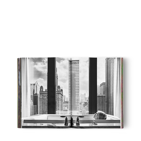 Cities On Earth in Trunks, Travel and Home's Books and Stationery City Guides collections by Louis Vuitton (Product zoom)