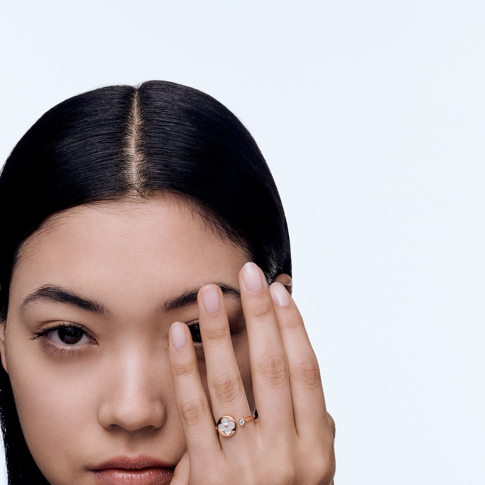 Color Blossom Mini Sun Ring, Pink Gold, White Mother-Of-Pearl And Diamond  in Jewellery