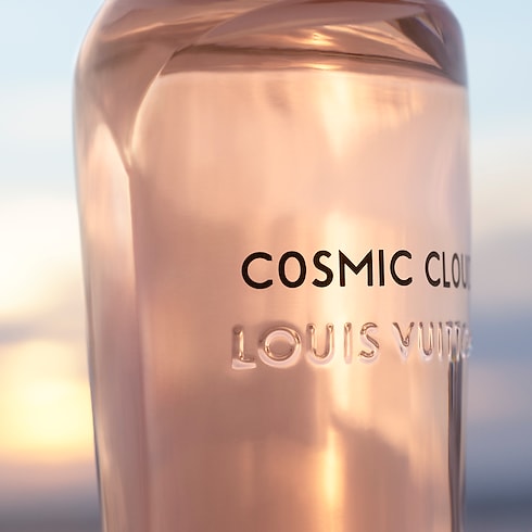 Cosmic Cloud in Perfumes's Exceptional Creations Les Extraits Collection collections by Louis Vuitton (Product zoom)