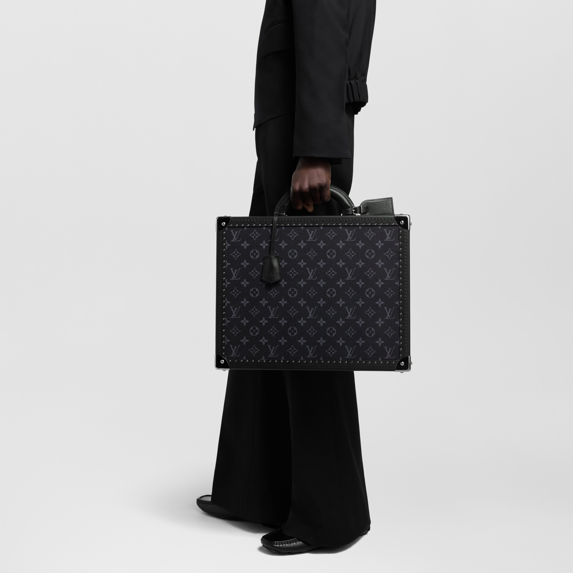 Cotteville 16 Montres Monogram Eclipse Monogram Eclipse in Trunks, Travel and Home