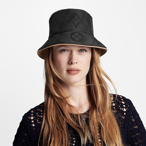 Dailygram Bucket Hat . in Women's Accessories Hats and Gloves collections by Louis Vuitton (Product zoom)