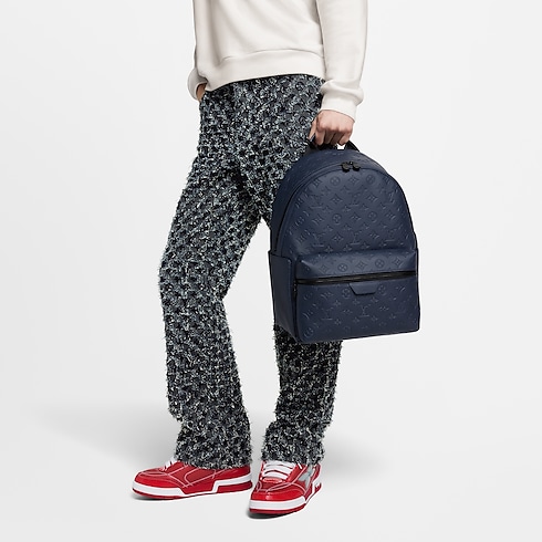 Discovery Backpack PM Monogram Shadow Leather in Bags and Small Leather Goods's Women Bags New In collections by Louis Vuitton (Product zoom)