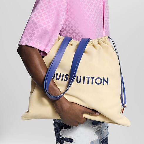 Dust Bag Tote Autres Cuirs in Bags and Small Leather Goods's Men Bags Newness collections by Louis Vuitton (Product zoom)