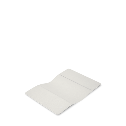 Emily Notebook Cover Ski . in Home, Lifestyle and Library's Agendas and Stationery All Agendas and Stationery collections by Louis Vuitton (Product zoom)