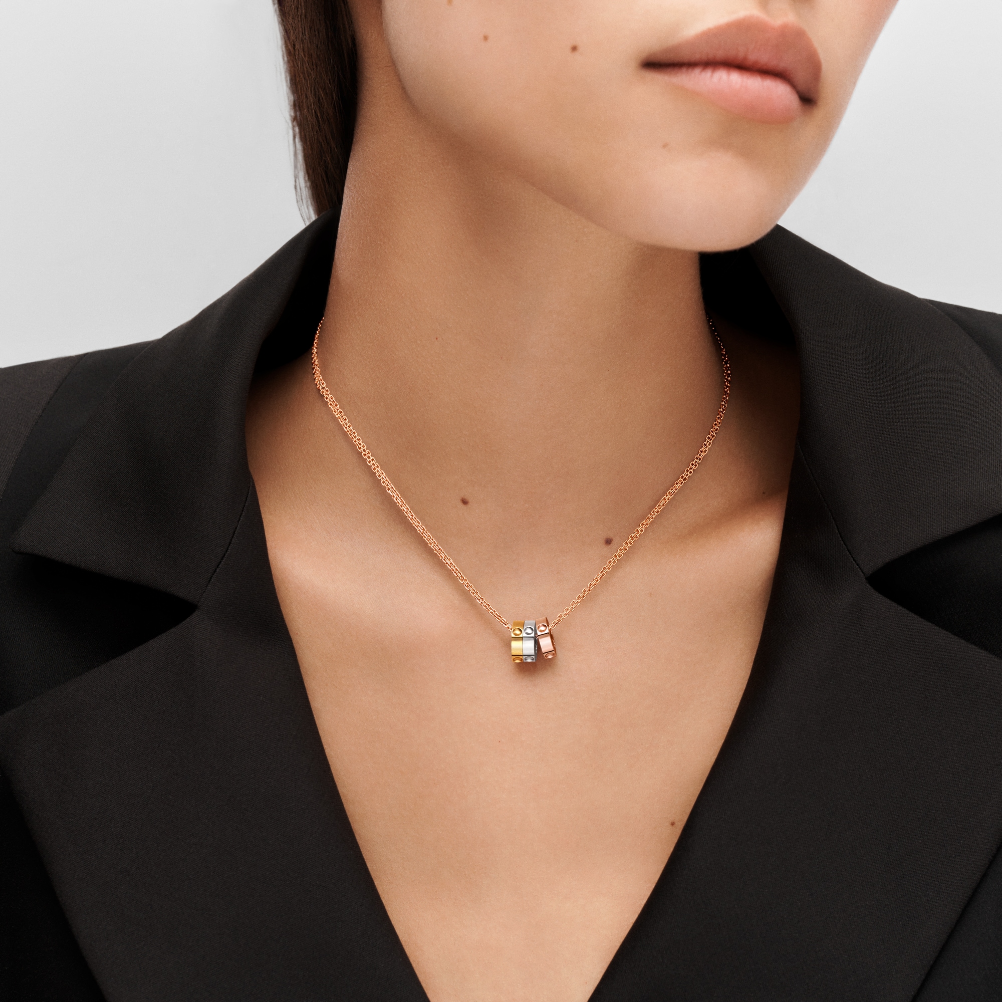 Empreinte Pendant, 3 Golds  in Jewellery