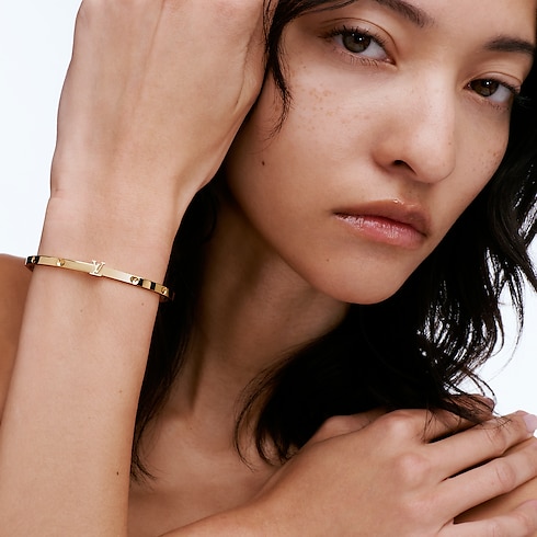 Empreinte Small Bangle, Yellow Gold in Jewellery's Categories Bracelets collections by Louis Vuitton (Product zoom)