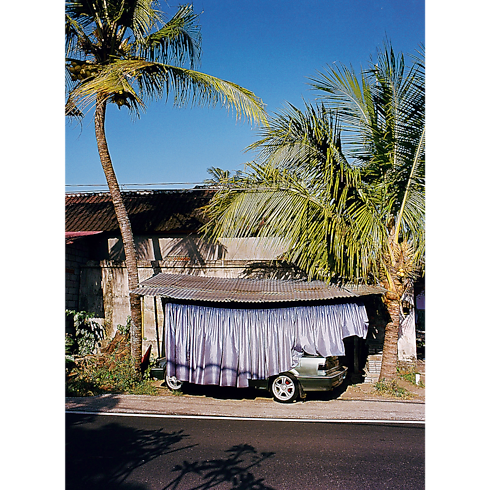 Fashion Eye Bali in Trunks, Travel and Home's Books and Stationery Fashion Eye Books collections by Louis Vuitton (Product zoom)