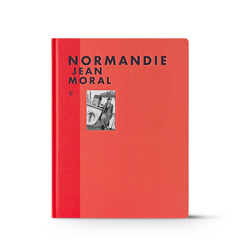 Fashion Eye Normandie in Trunks, Travel and Home's Books and Stationery Fashion Eye Books collections by Louis Vuitton (Product zoom)