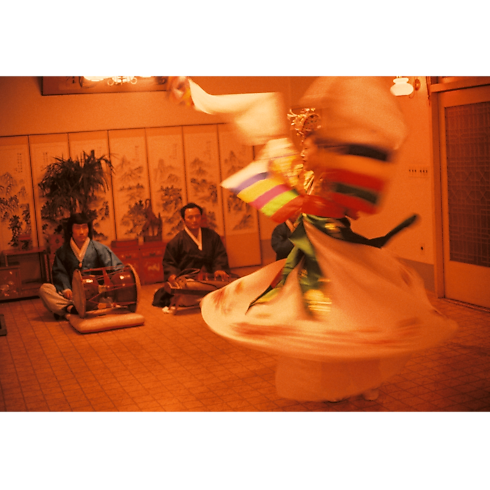 Fashion Eye Silk Road in Trunks, Travel and Home's Books and Stationery Fashion Eye Books collections by Louis Vuitton (Product zoom)