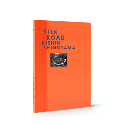 Fashion Eye Silk Road in Trunks, Travel and Home's Books and Stationery Fashion Eye Books collections by Louis Vuitton (Product zoom)