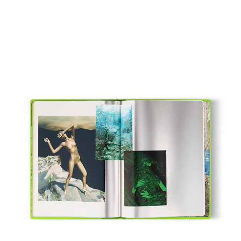 Fashion Eye Ukraine in Trunks, Travel and Home's Books and Stationery Fashion Eye Books collections by Louis Vuitton (Product zoom)