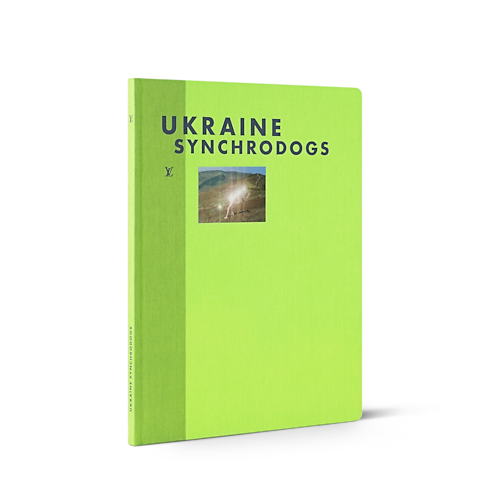 Fashion Eye Ukraine in Trunks, Travel and Home's Books and Stationery Fashion Eye Books collections by Louis Vuitton (Product zoom)
