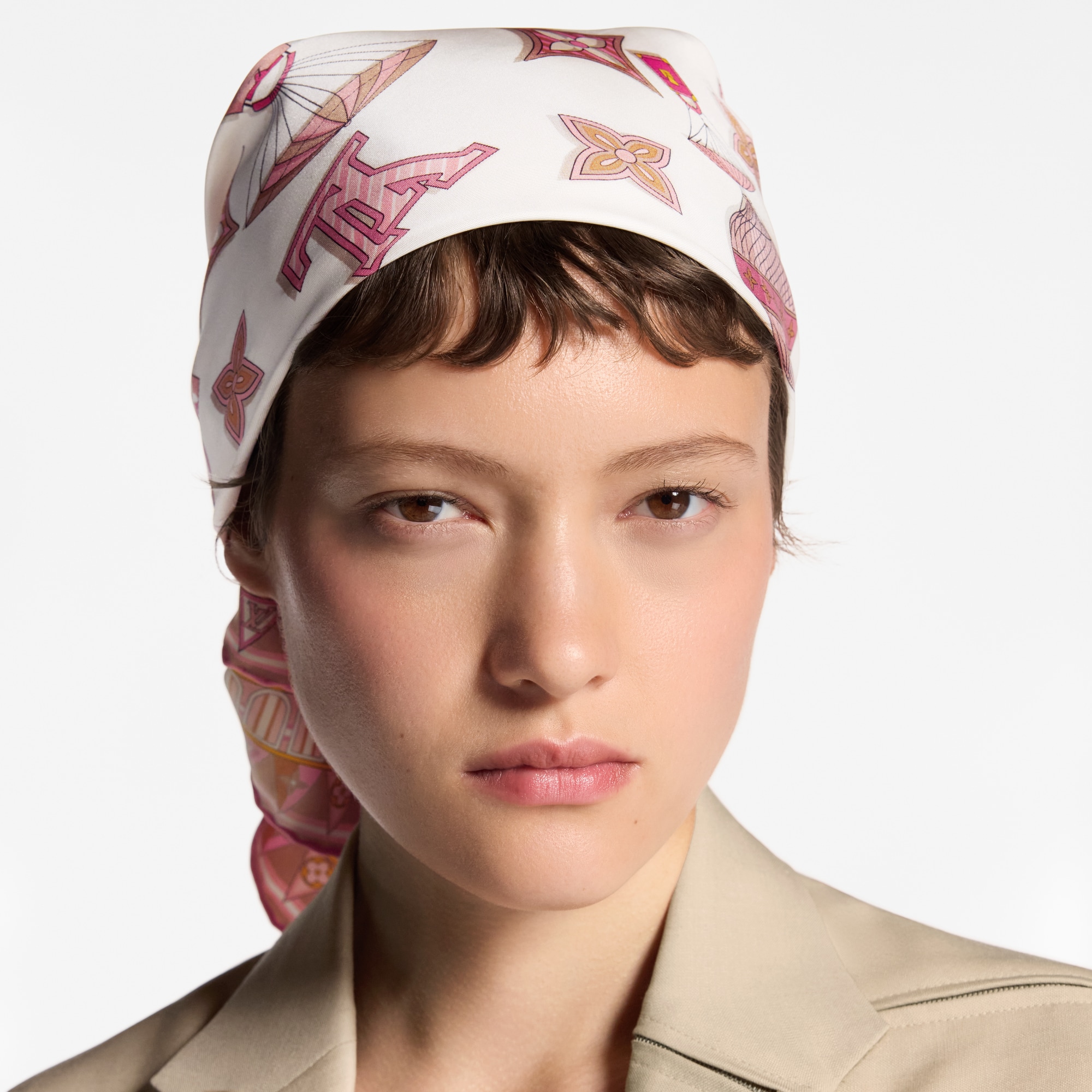 From The Cloud Square 70 . in Women