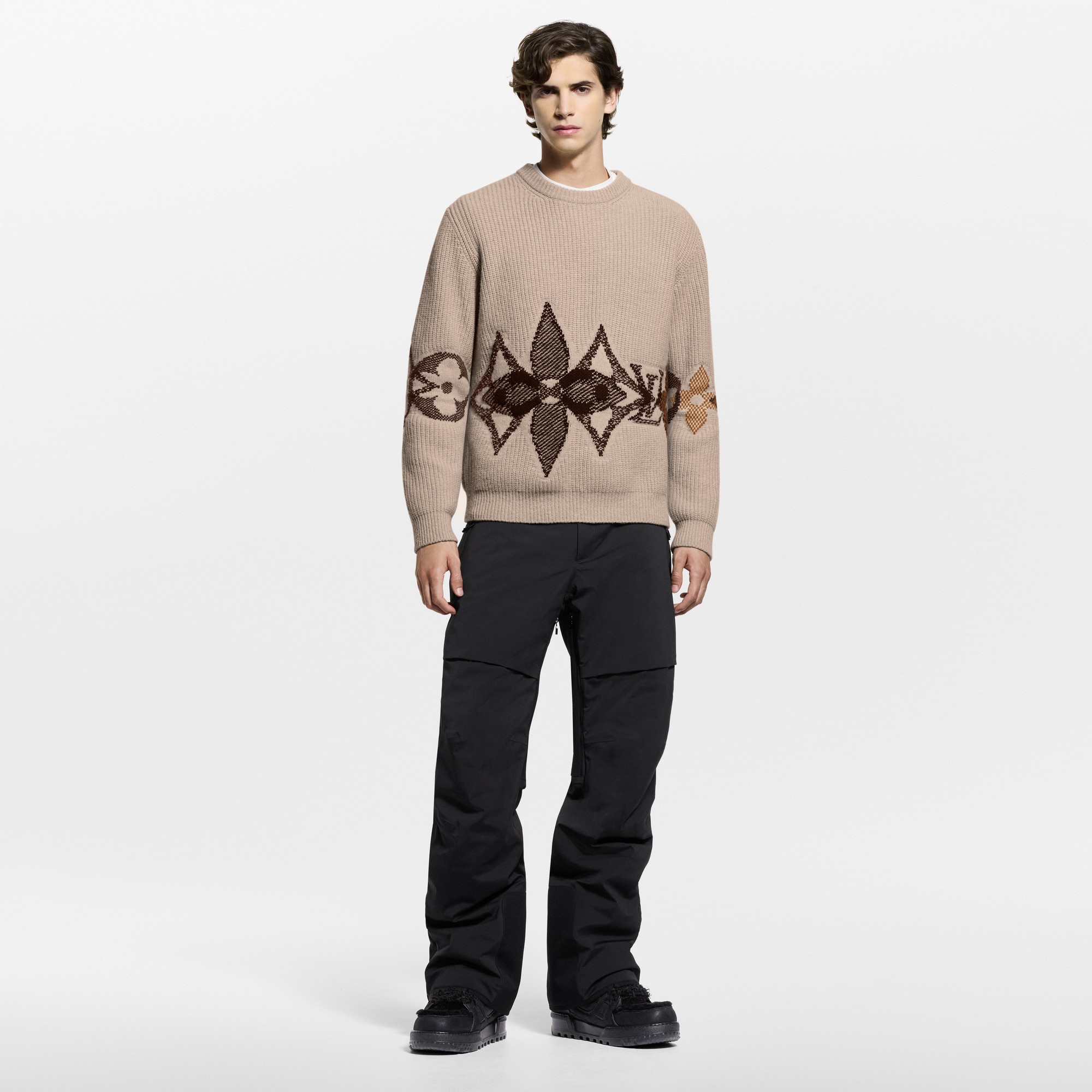 Graphic Knitted Crewneck  in New