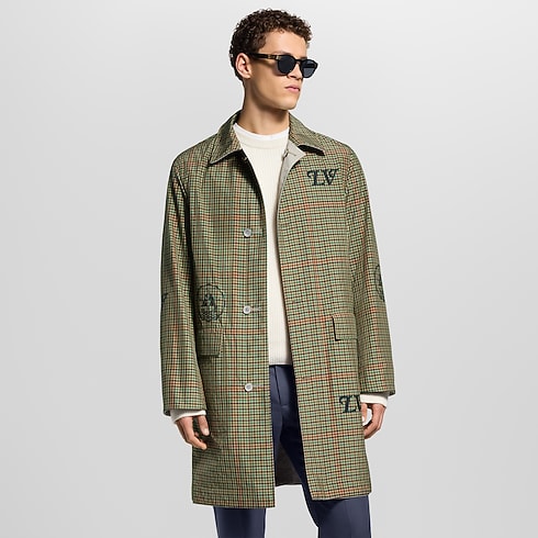 Graphic Reversible Raincoat in Men's Ready-to-Wear Outerwear and Coats collections by Louis Vuitton (Product zoom)