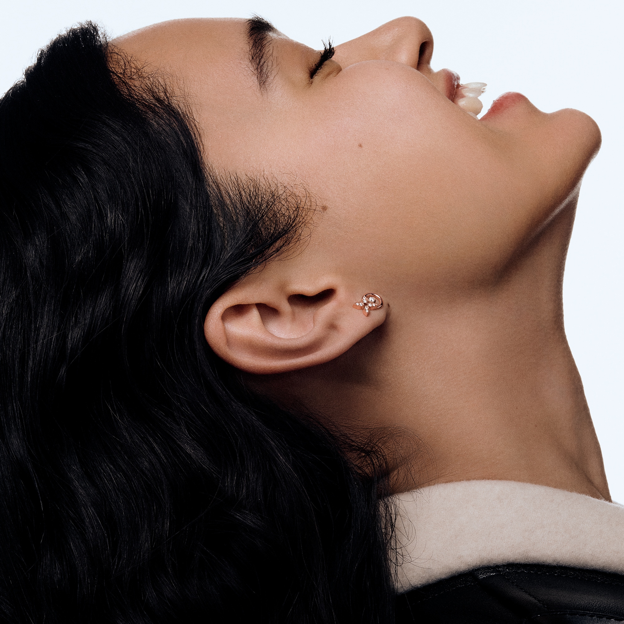 Idylle Blossom Earring, Pink Gold and Diamonds - Per Unit  in Jewellery