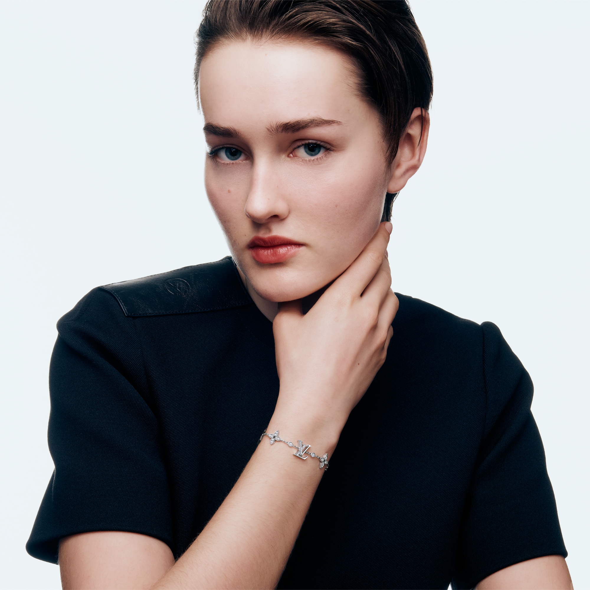 Idylle Blossom Multi-Motif Bracelet, White Gold and Diamonds  in Jewellery