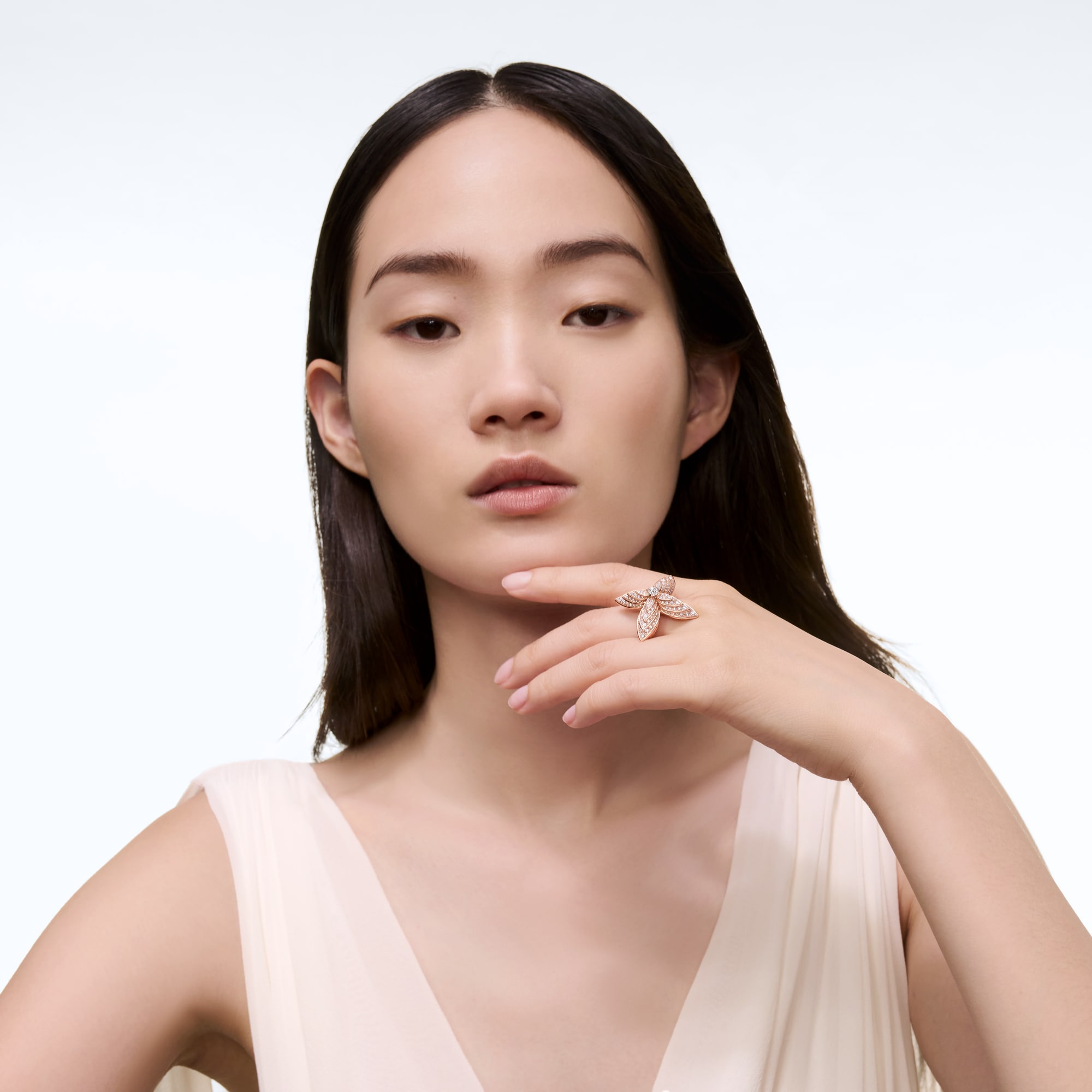 Idylle Blossom Ring, Rose Gold and Diamonds  in Les Extraordinaires