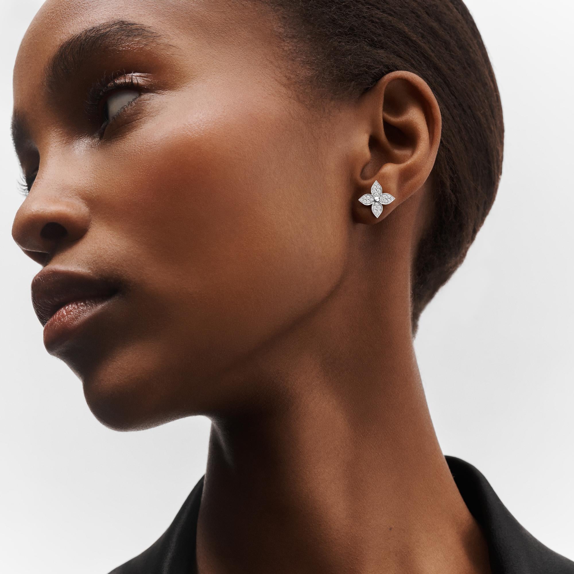 Idylle Blossom Stud, White Gold And Diamonds - Per Unit  in Jewellery