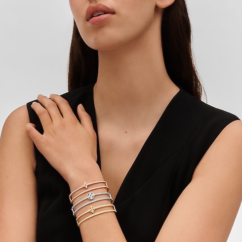 Idylle Blossom Two-Row Bracelet, White Gold And Diamonds in Jewellery's Categories All Fine Jewellery collections by Louis Vuitton (Product zoom)