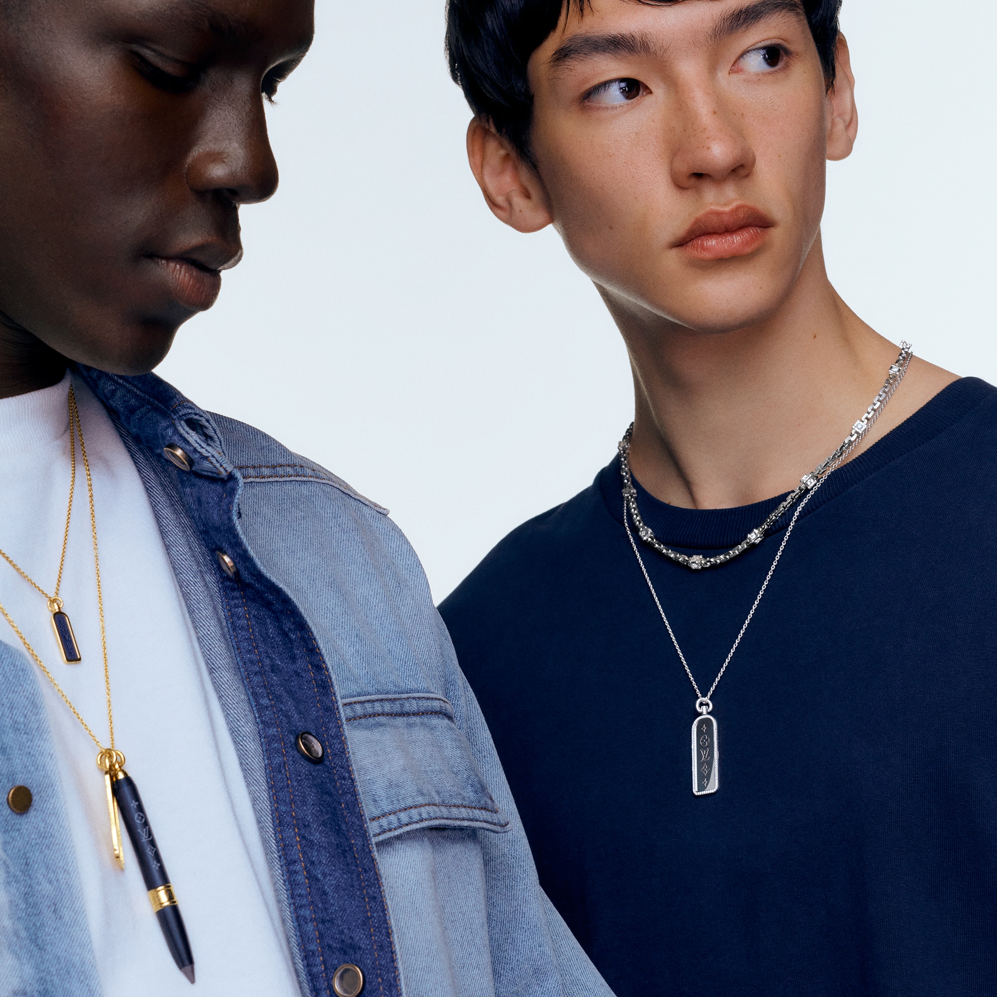 Les Gastons Vuitton Large Tag Pendant, Yellow Gold  in Les Extraordinaires