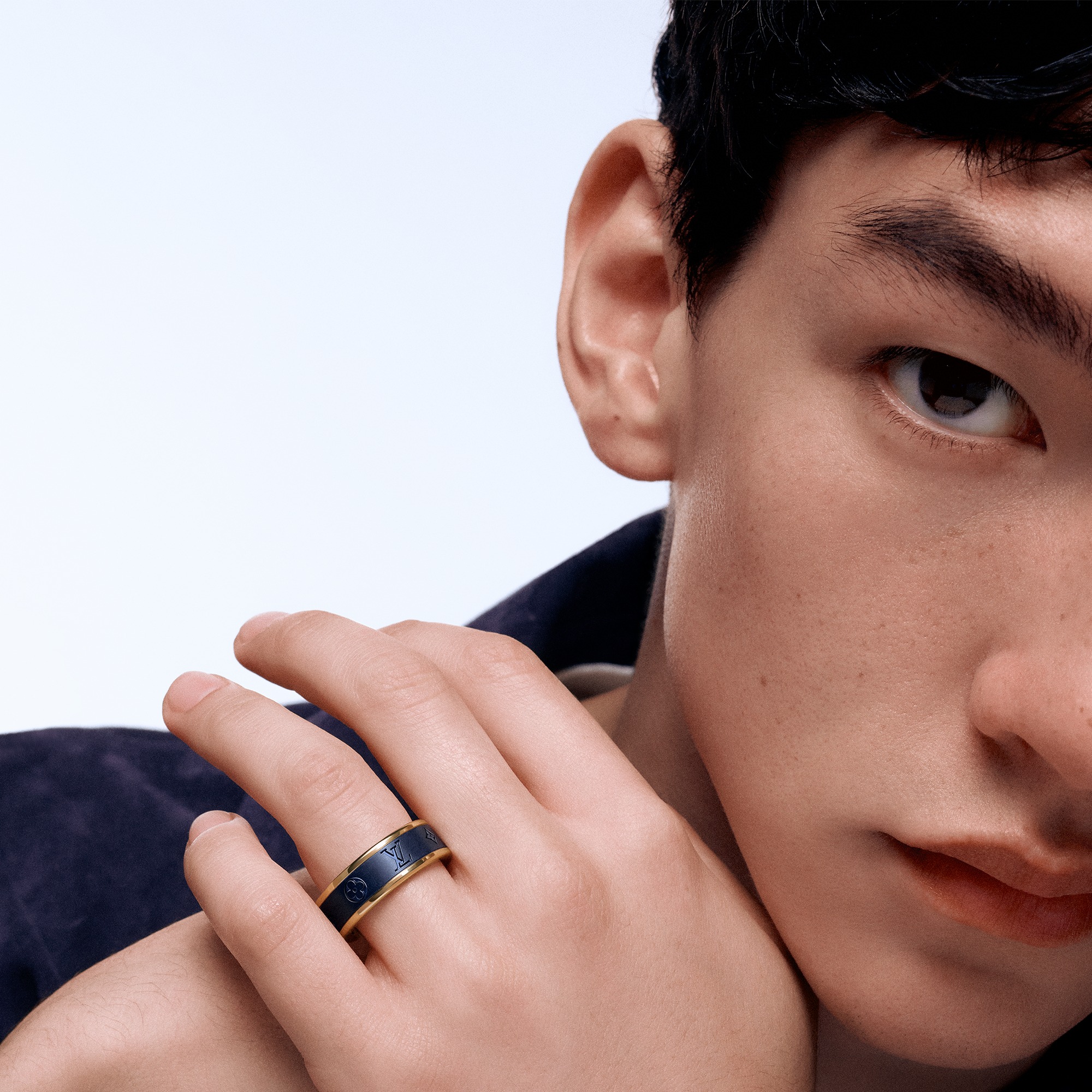 Les Gastons Vuitton Small Ring, Yellow Gold and Blue Titanium  in Jewellery