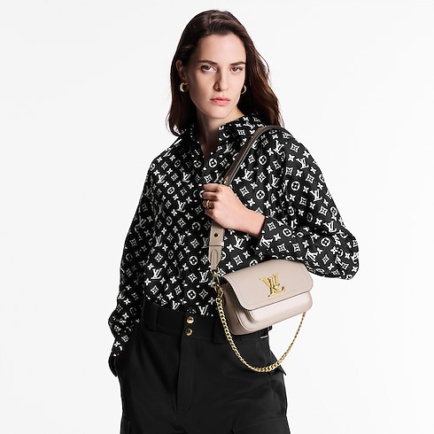 Lockme Tender Lockme in Women's Handbags All Handbags collections by Louis Vuitton (Product zoom)
