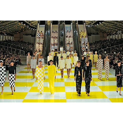Louis Vuitton Catwalk in Trunks, Travel and Home's Books and Stationery Hard Cover Books collections by Louis Vuitton (Product zoom)