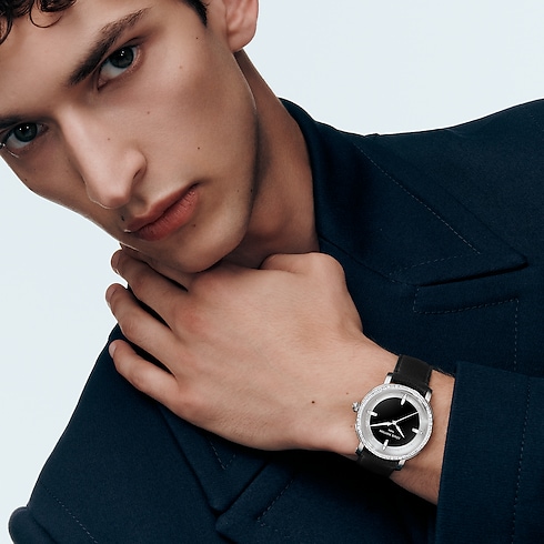 Louis Vuitton Escale, Automatic, 40.5mm, Platinum and diamonds in Watches's All Watches } collections by Louis Vuitton (Product zoom)