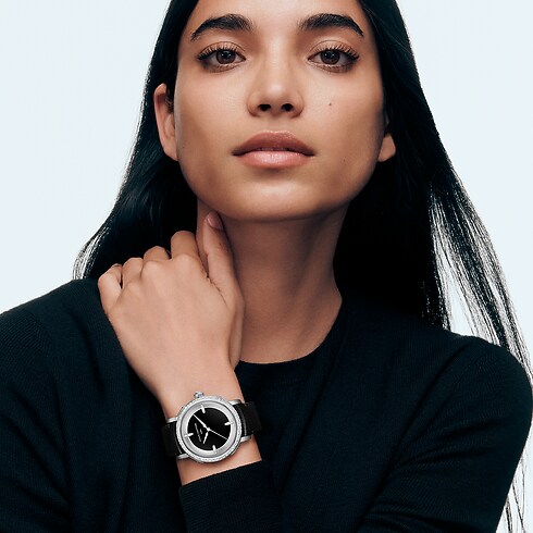 Louis Vuitton Escale, Automatic, 40.5mm, Platinum and diamonds in Watches's All Watches } collections by Louis Vuitton (Product zoom)