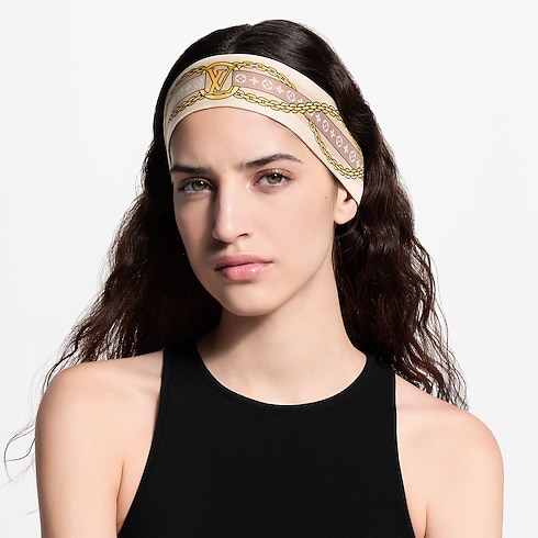LV Bow BB Bandeau worn view
