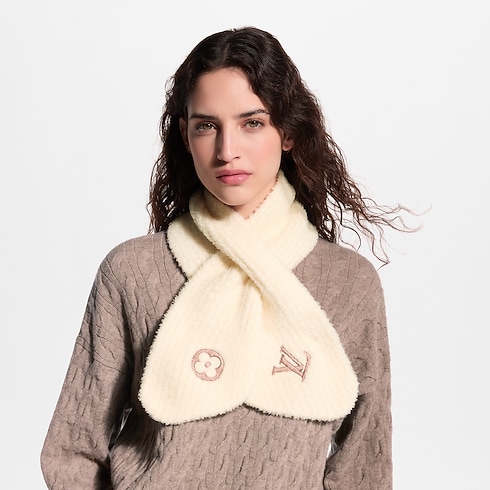 LV Cozy Scarf . in Women's Accessories Scarves collections by Louis Vuitton (Product zoom)