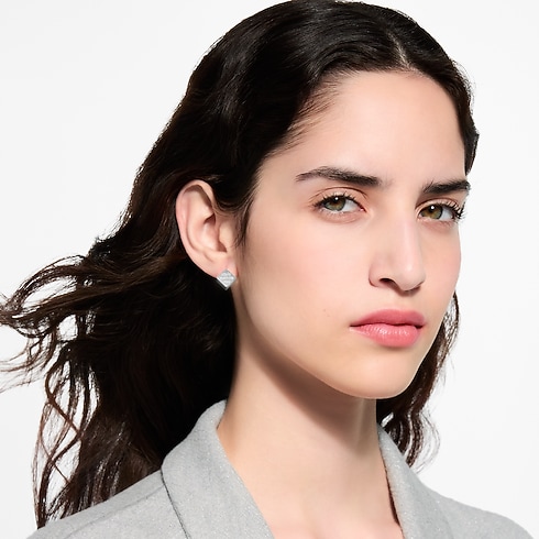 LV Cube Earrings Silver . in Women's Fashion Jewellery Earrings collections by Louis Vuitton (Product zoom)