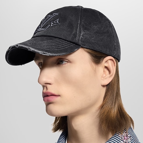 LV Denim Washed Cap . in Men's Accessories Hats, Beanies and Gloves collections by Louis Vuitton (Product zoom)