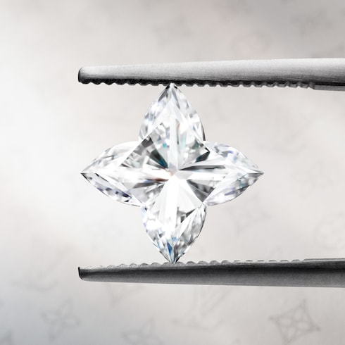 LV Diamonds Pavé Double Ring, LV Monogram Star cut in Jewellery's Collections LV Diamonds collections by Louis Vuitton