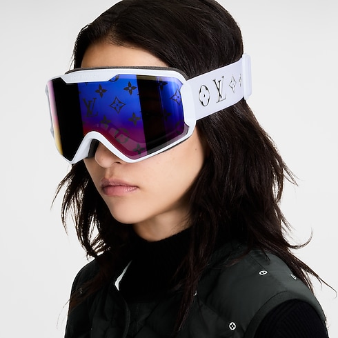 LV Snow Gradient Mask . in Women's Accessories Sunglasses collections by Louis Vuitton (Product zoom)