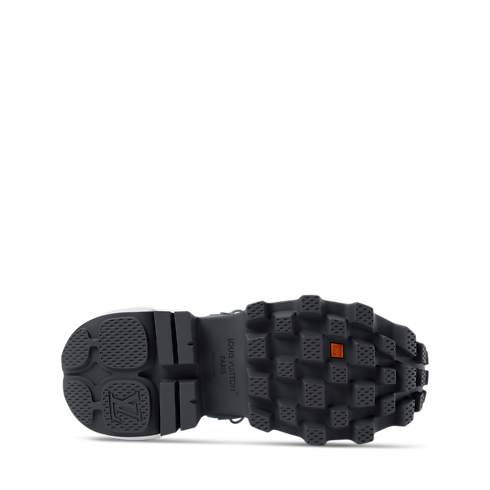 LV Summit Sneaker in Men's Shoes Sneakers collections by Louis Vuitton (Product zoom)