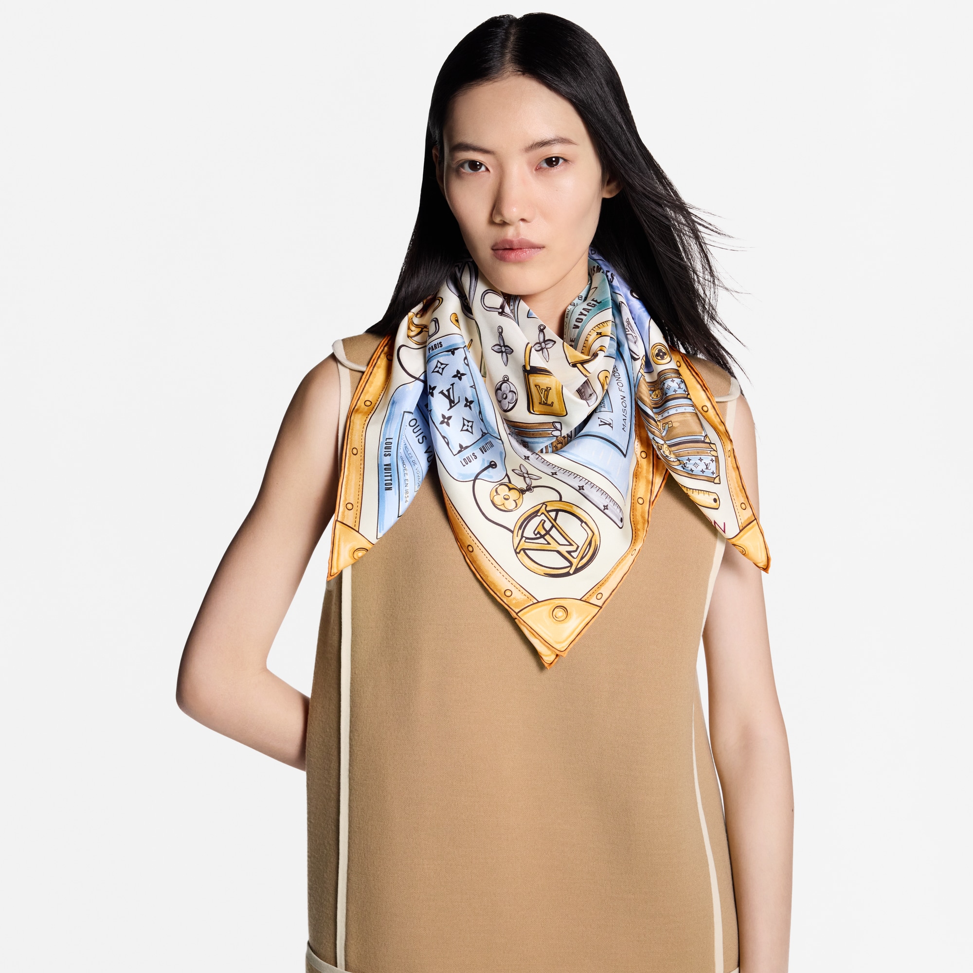 LV Tool Box Square 90 . in Women