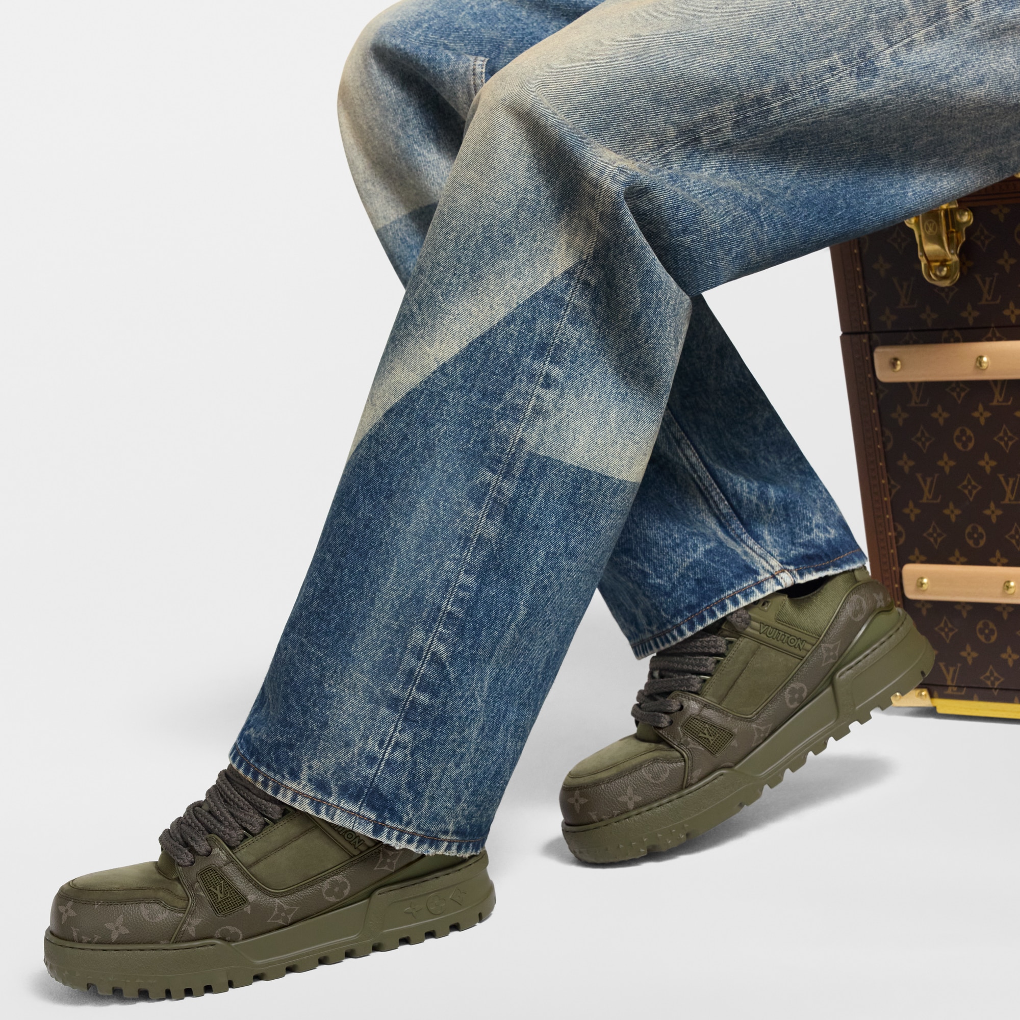 LV Trainer Maxi Sneaker  in Men